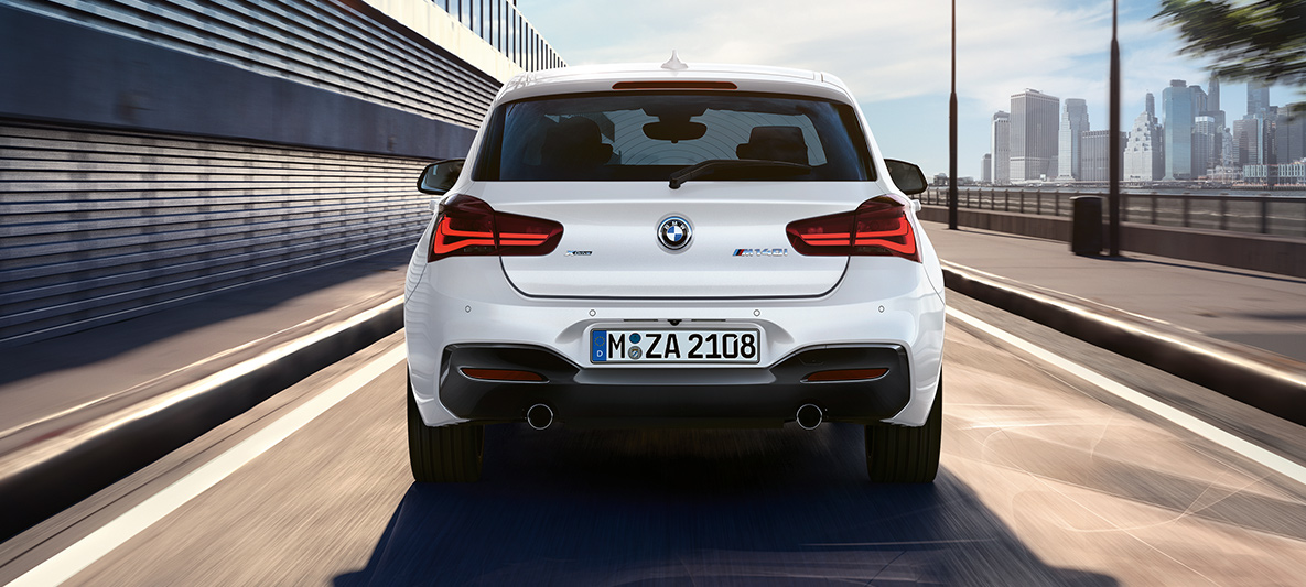 BMW 1-sarja takaa BMW 1-sarja takaa